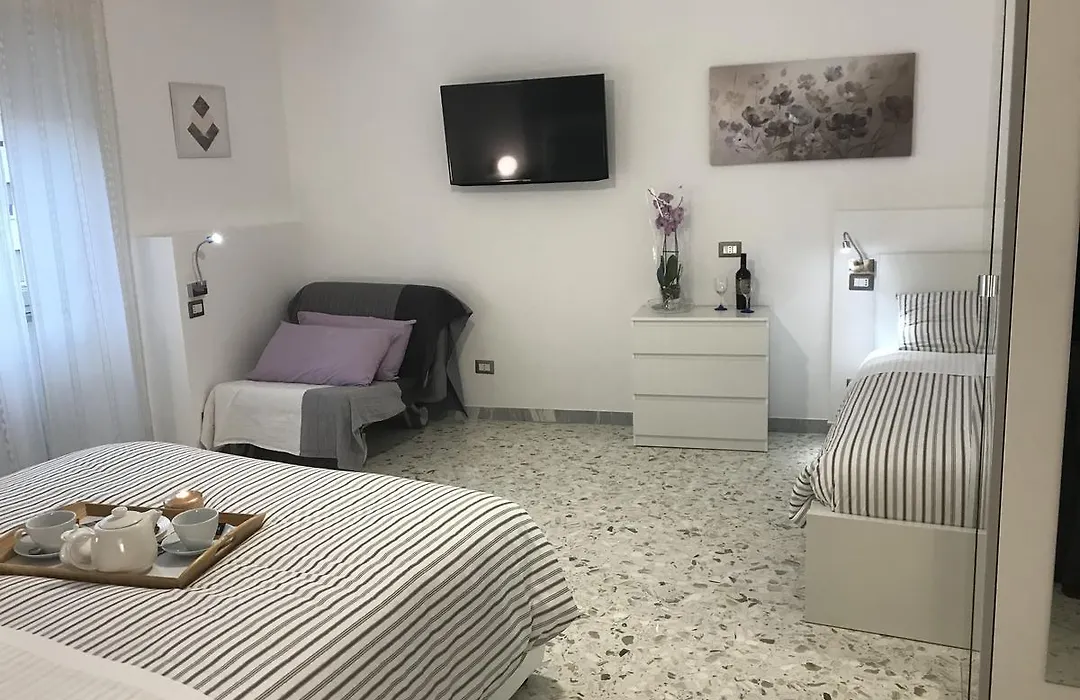 Sweet Home Roma-1